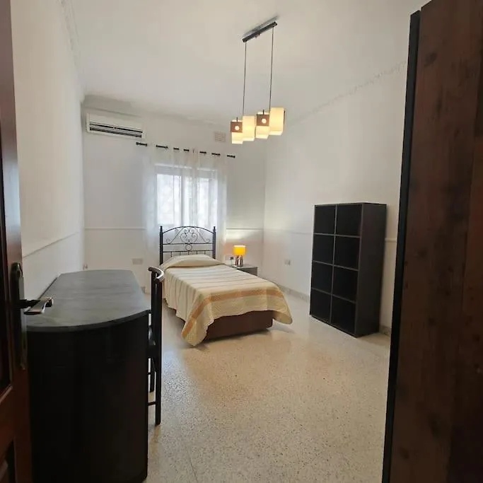 Spacious 4-Bedroom Apartment Mosta Malta